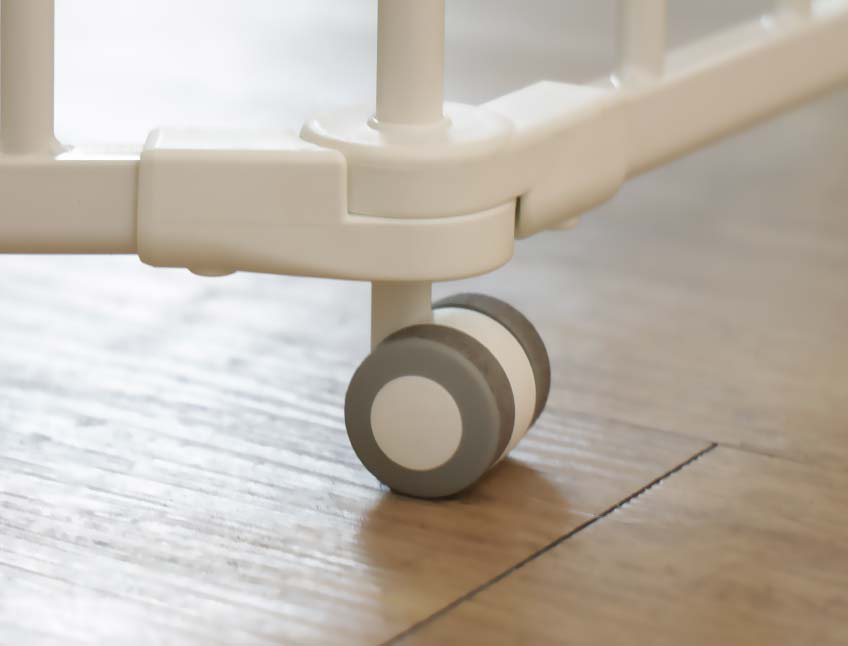 Detachable Rollers for Smooth Movement